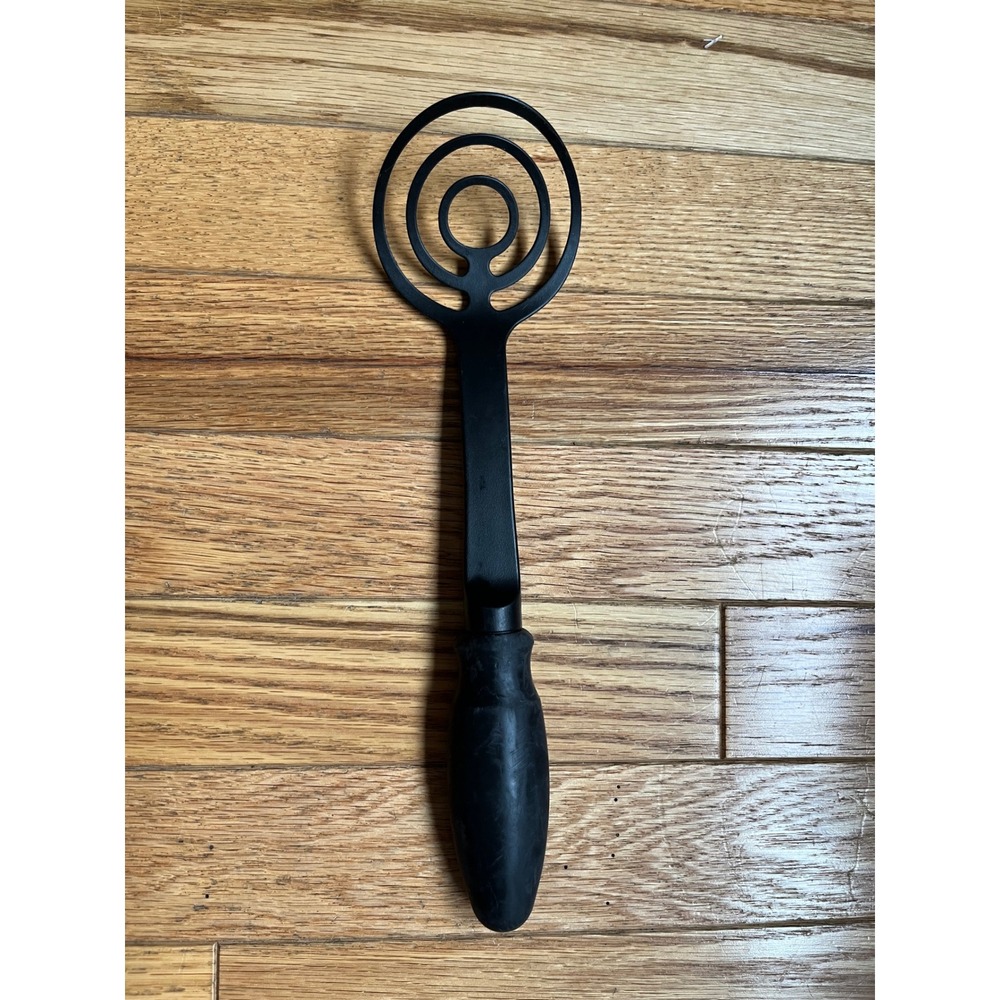 Pampered Chef Mix N Masher 2685 Black Nylon Potato Masher Mixing Tool